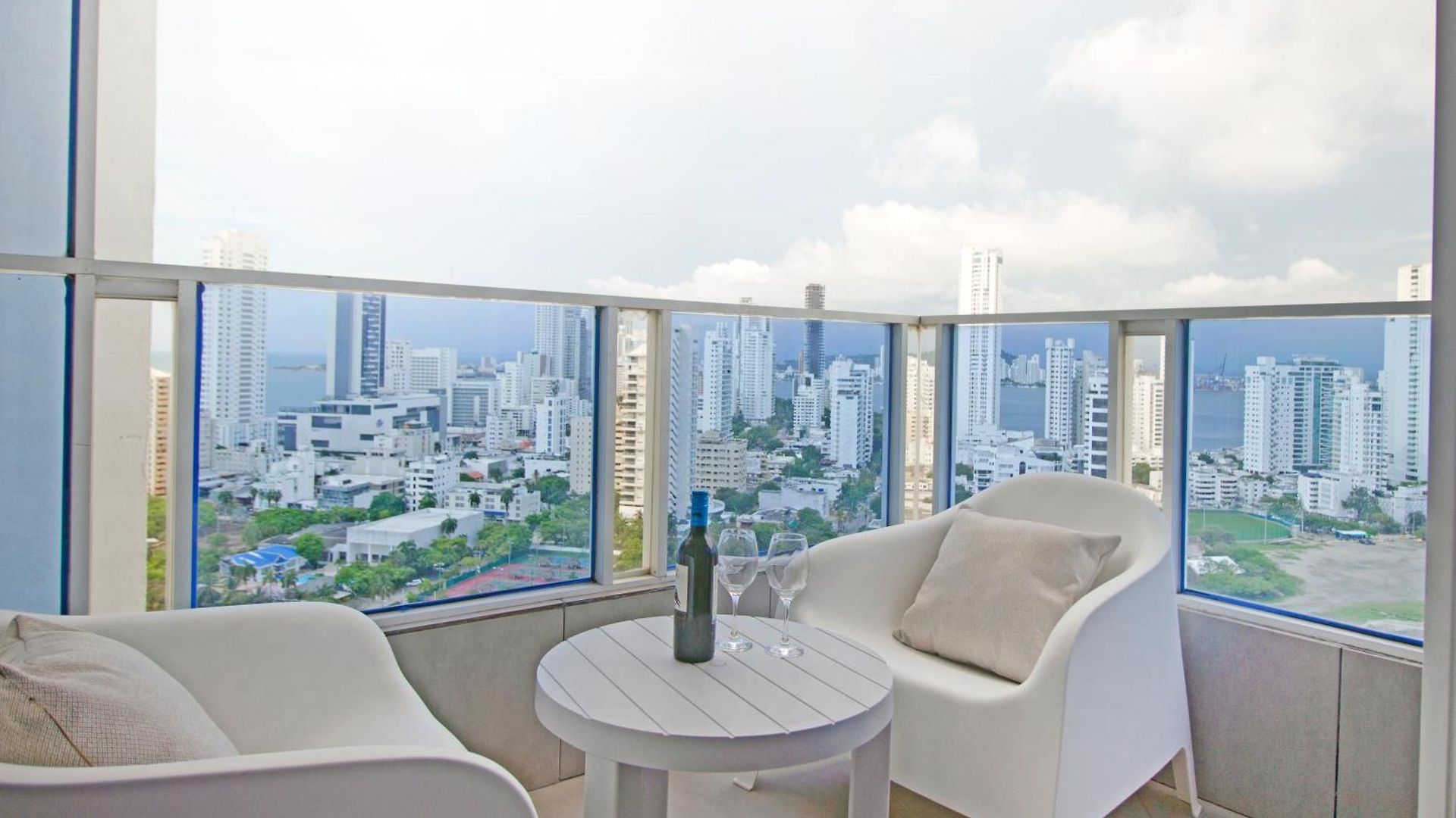 Apartamento Riviera Sunrise - Frente Al Mar Y Vista Panorámica A Toda La Ciudad *