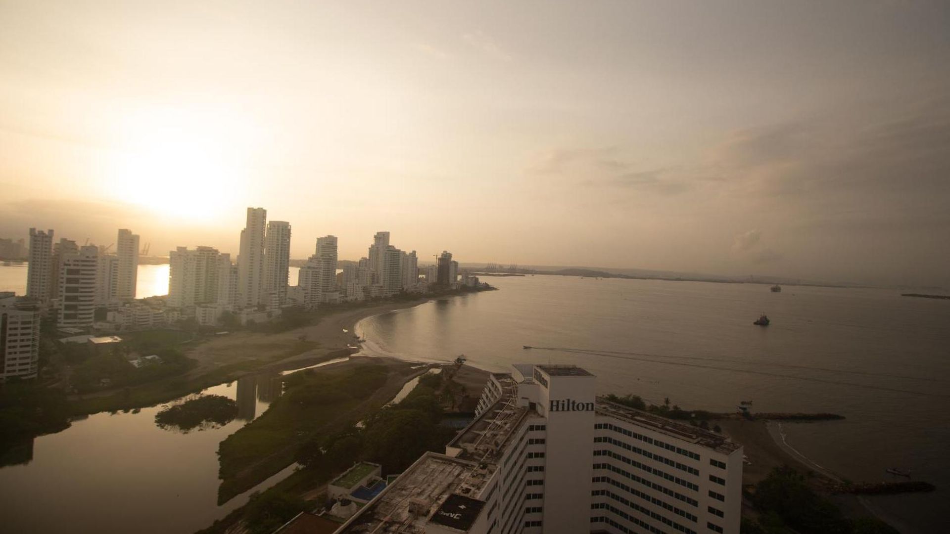 Apartamento Riviera Sunrise - Frente Al Mar Y Vista Panorámica A Toda La Ciudad