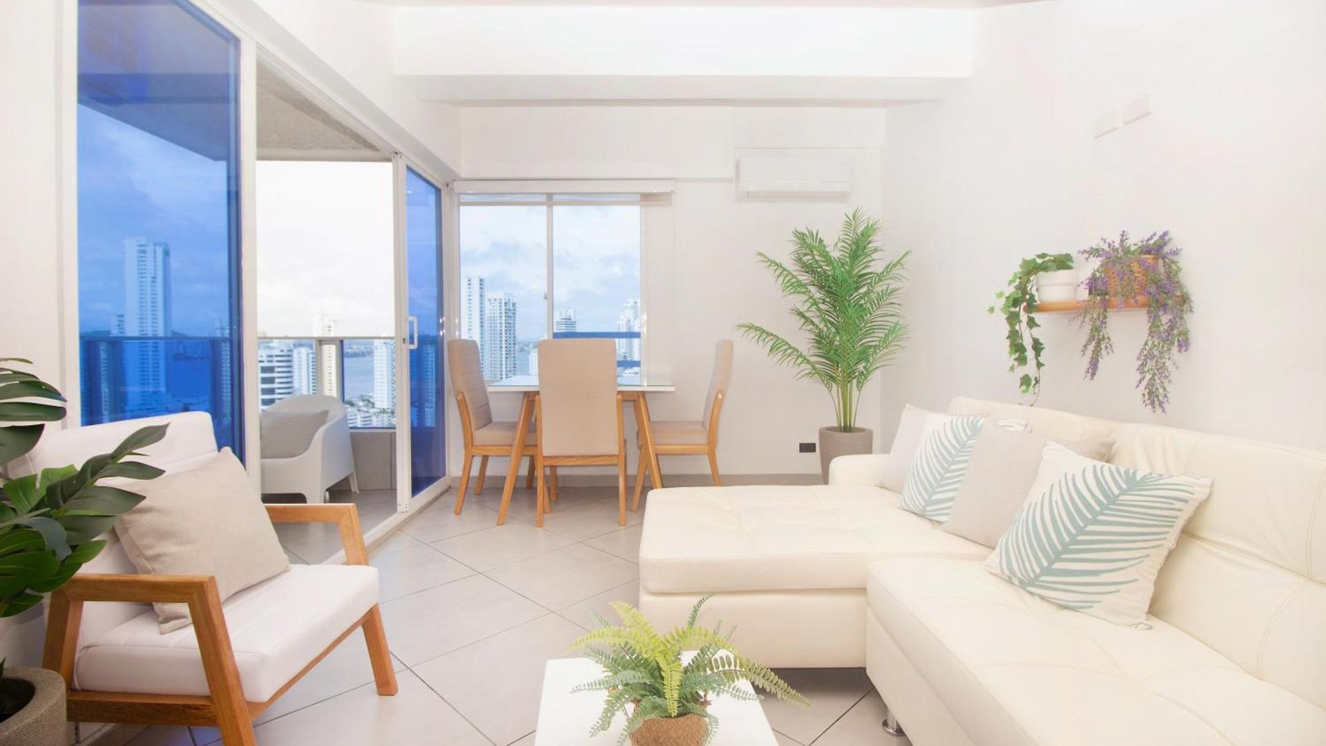 Apartamento Riviera Sunrise - Frente Al Mar Y Vista Panorámica A Toda La Ciudad *