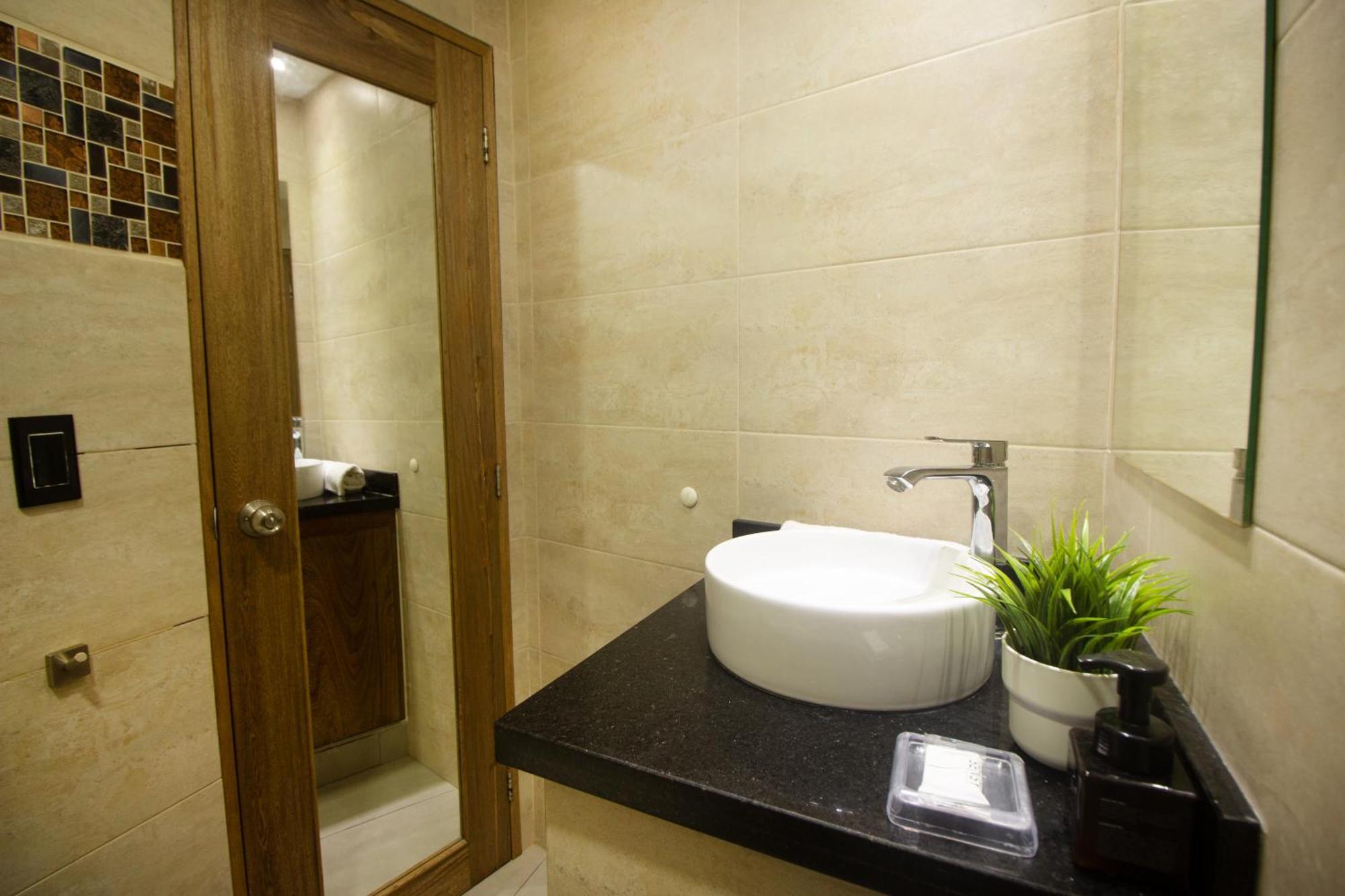 Riviera Sunrise - Frente Al Mar Y Vista Panoramica A Toda La Ciudad Apartment Cartagena