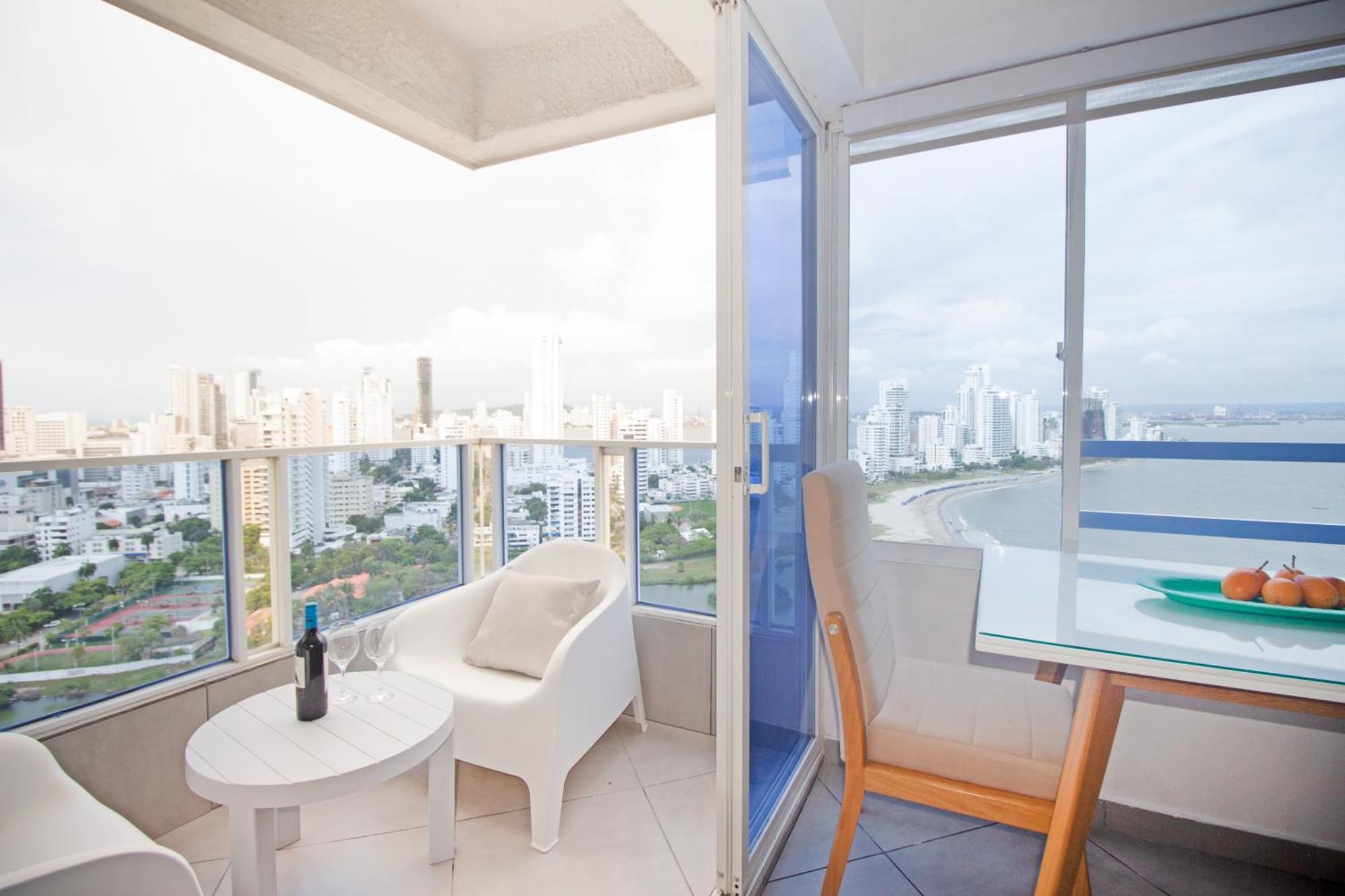 Riviera Sunrise - Frente Al Mar Y Vista Panoramica A Toda La Ciudad * Cartagena