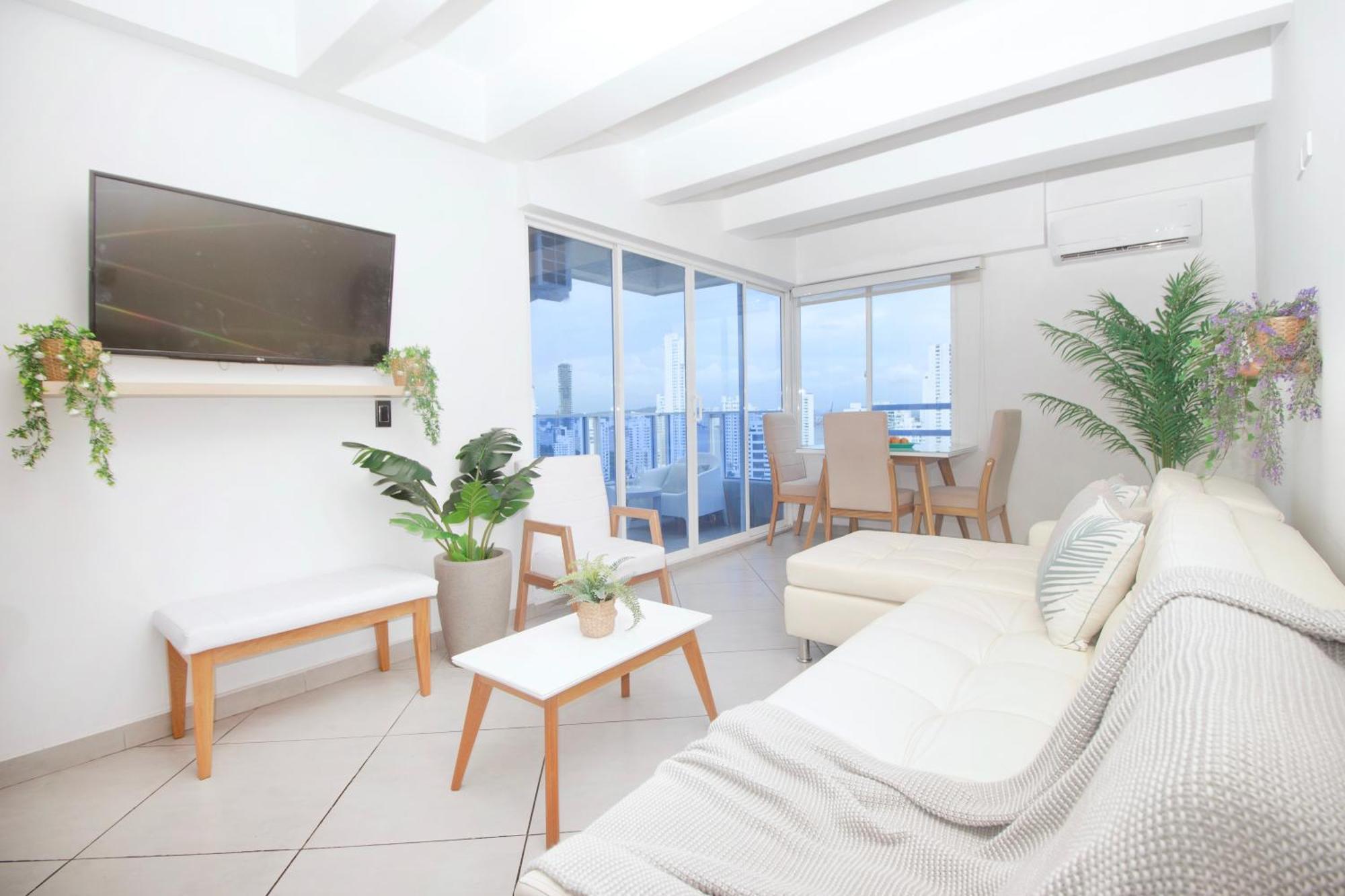 Riviera Sunrise - Frente Al Mar Y Vista Panorámica A Toda La Ciudad *