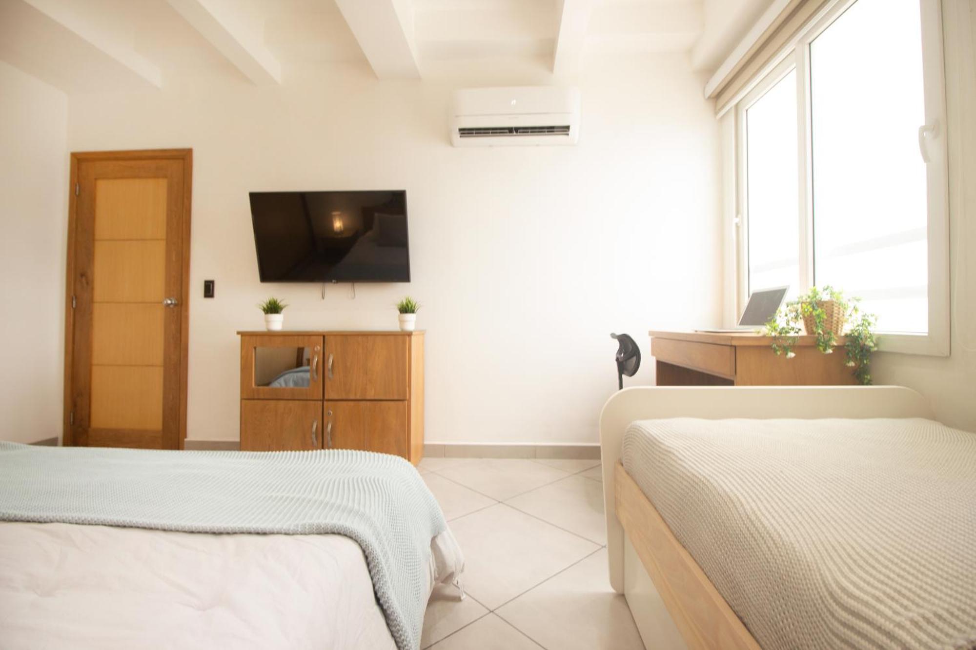 Riviera Sunrise - Frente Al Mar Y Vista Panorámica A Toda La Ciudad Apartamento *